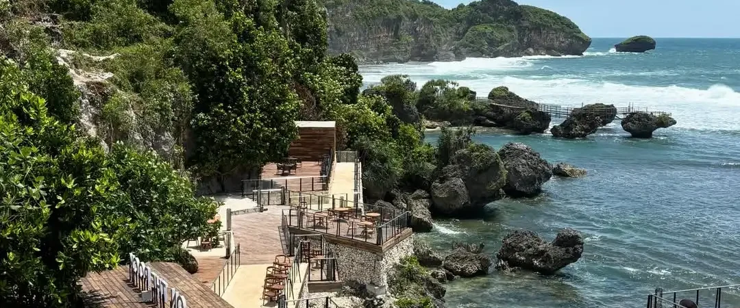 Wisata On The Rock Jogja: Tempat Nongkrong Hits di Atas Bukit